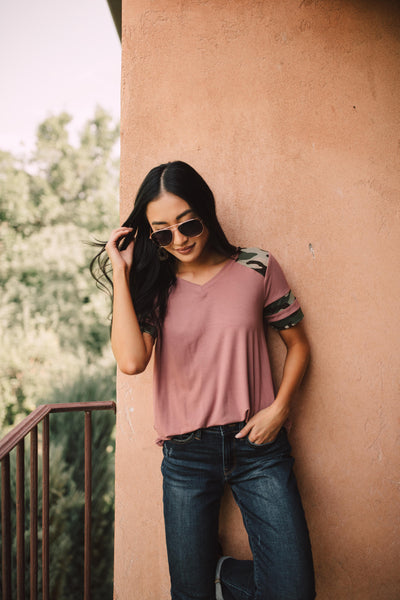 Armed & Dangerous Tee In Mauve