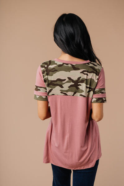 Armed & Dangerous Tee In Mauve