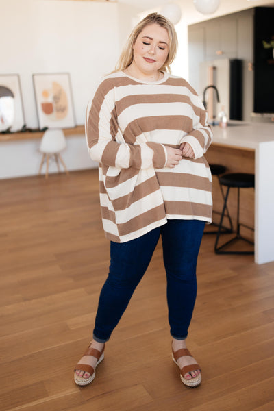 Horizontal Lines Top in Taupe