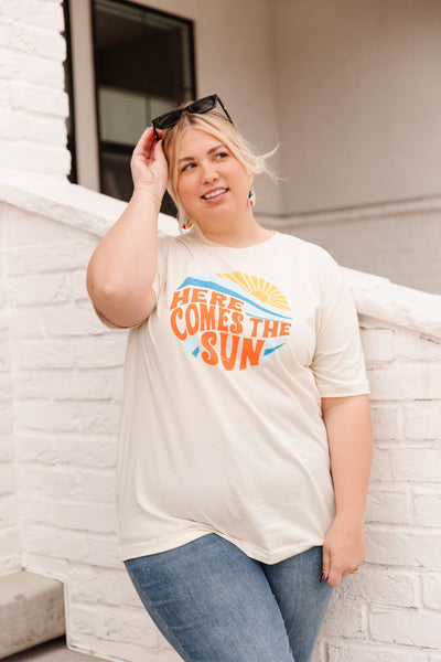 Here Comes the Sun Graphic Tee