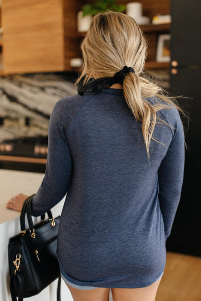 Super Simple Long Sleeve Tee in Navy